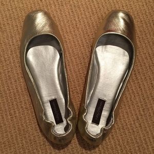 Ruby and Bloom gold metallic ballet flats, 8M
